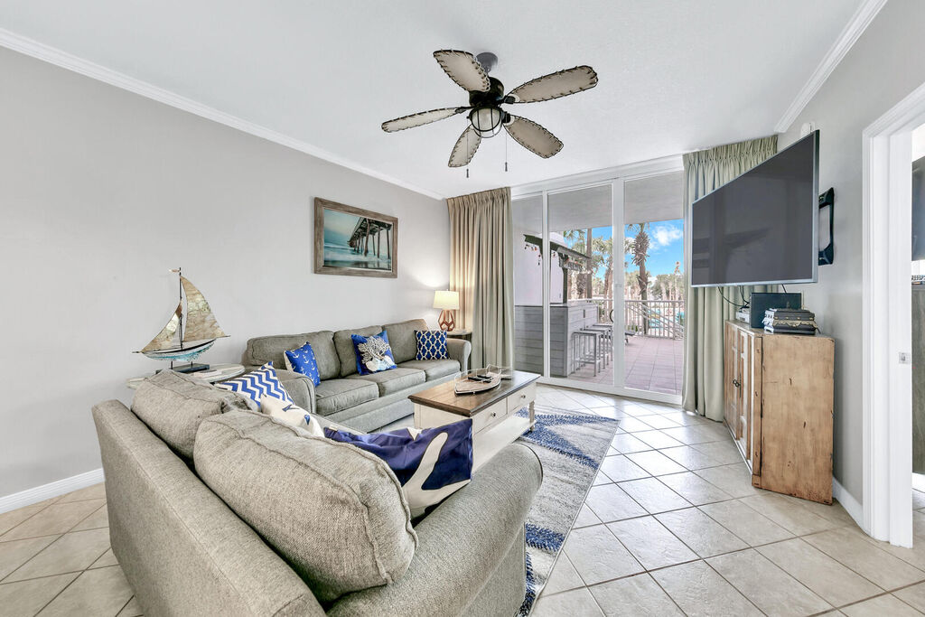 3 Condominium vacation rental located in Okaloosa Island 1
