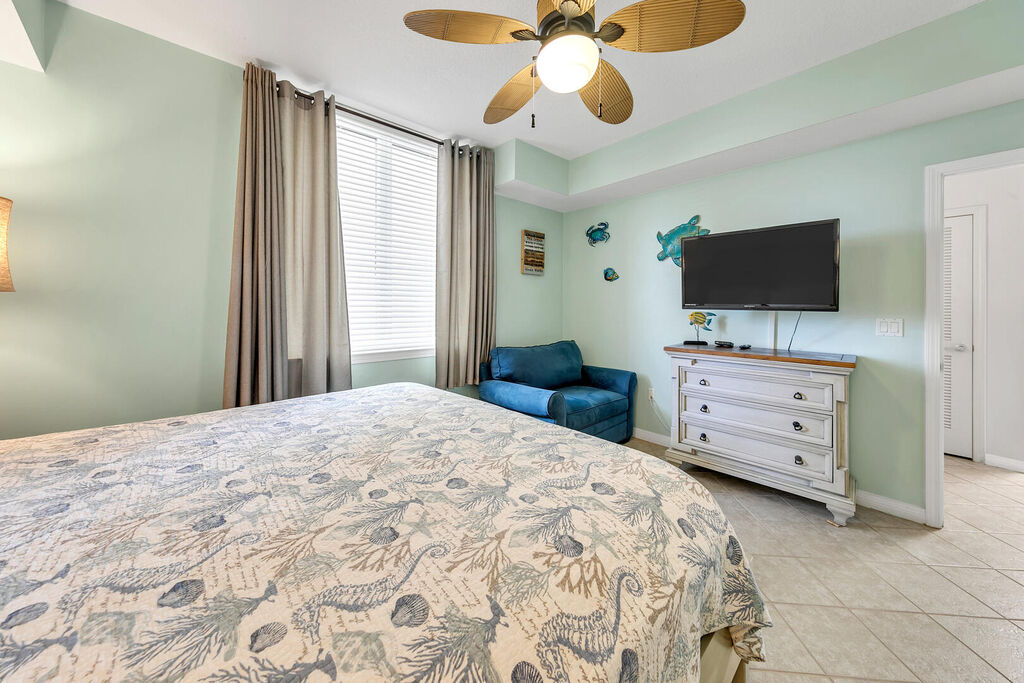 3 Condominium vacation rental located in Okaloosa Island 1