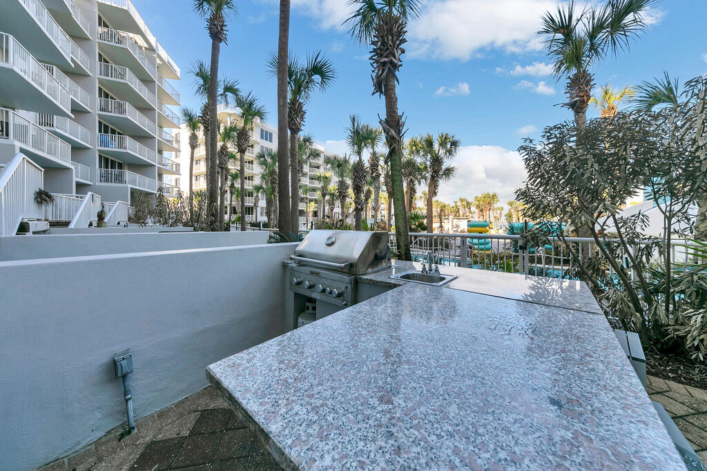 3 Condominium vacation rental located in Okaloosa Island 1