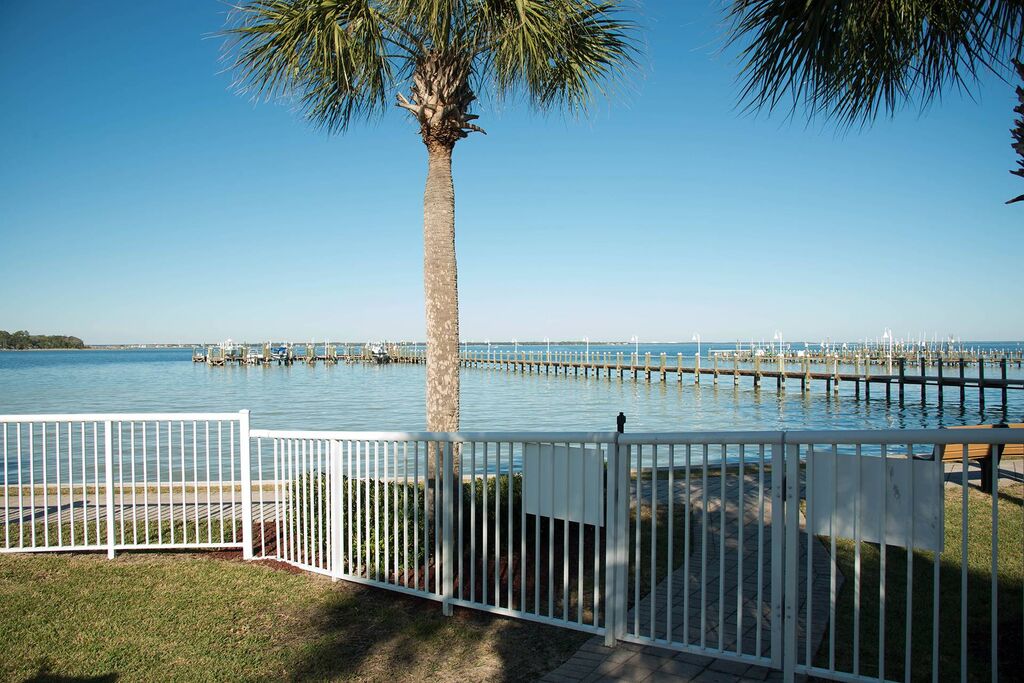 3 Condominium vacation rental located in Okaloosa Island 1