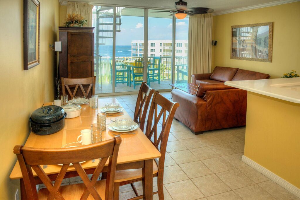 2 Condominium vacation rental located in Okaloosa Island 1