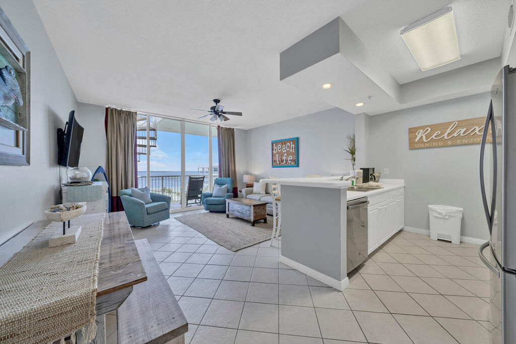 2 Condominium vacation rental located in Okaloosa Island 1
