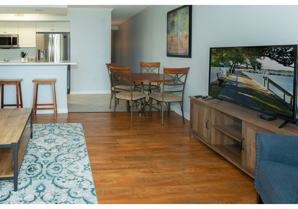 2 Condominium vacation rental located in Okaloosa Island 1