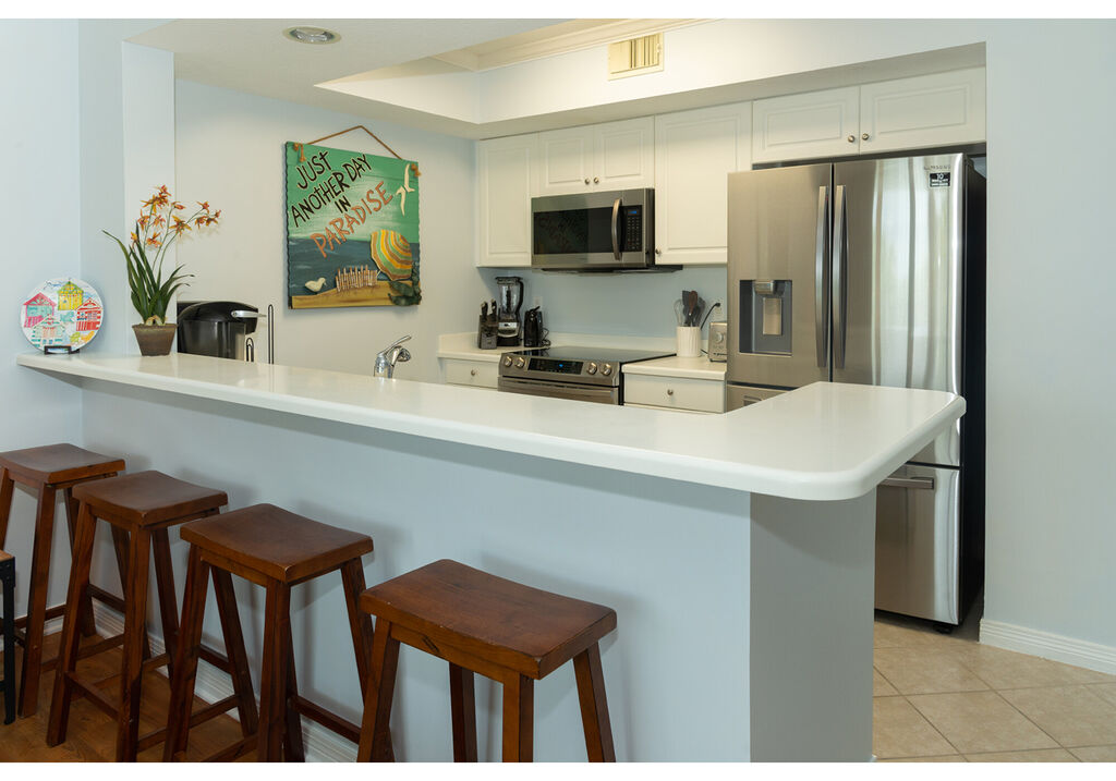 2 Condominium vacation rental located in Okaloosa Island 1
