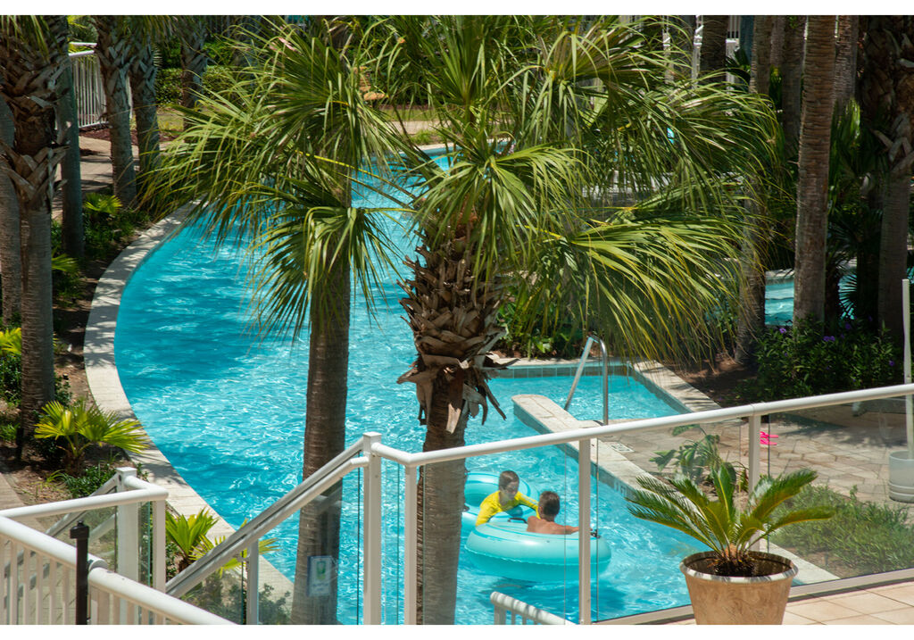 2 Condominium vacation rental located in Okaloosa Island 1