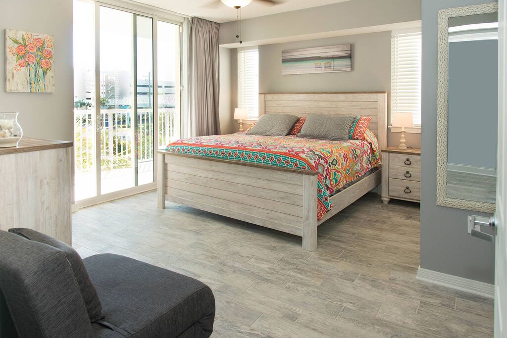 2 Condominium vacation rental located in Okaloosa Island 1