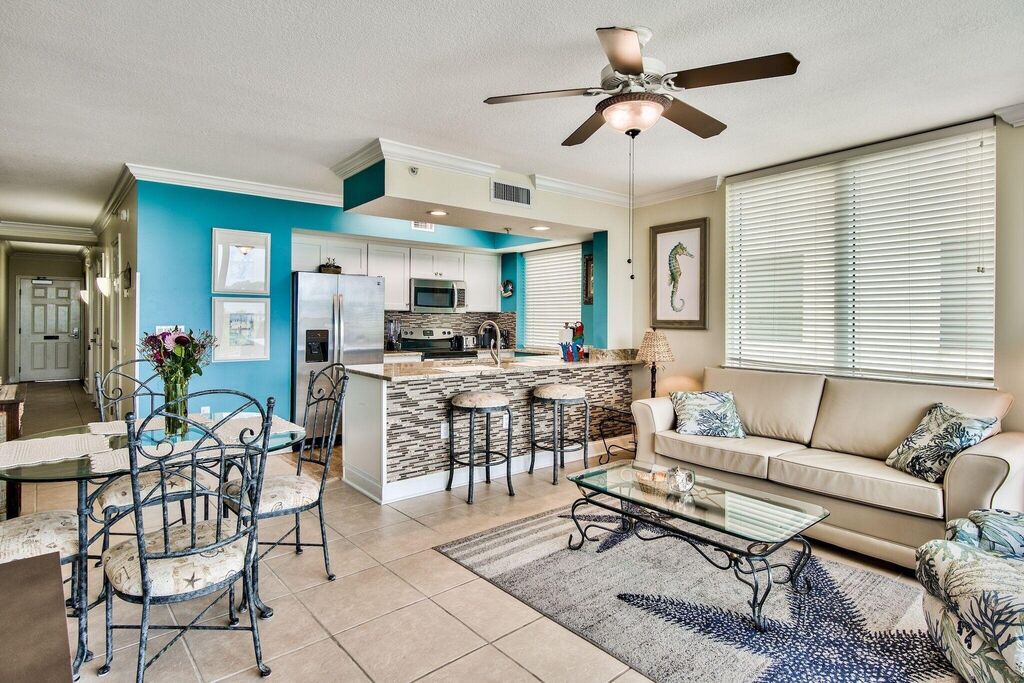 2 Condominium vacation rental located in Okaloosa Island 1