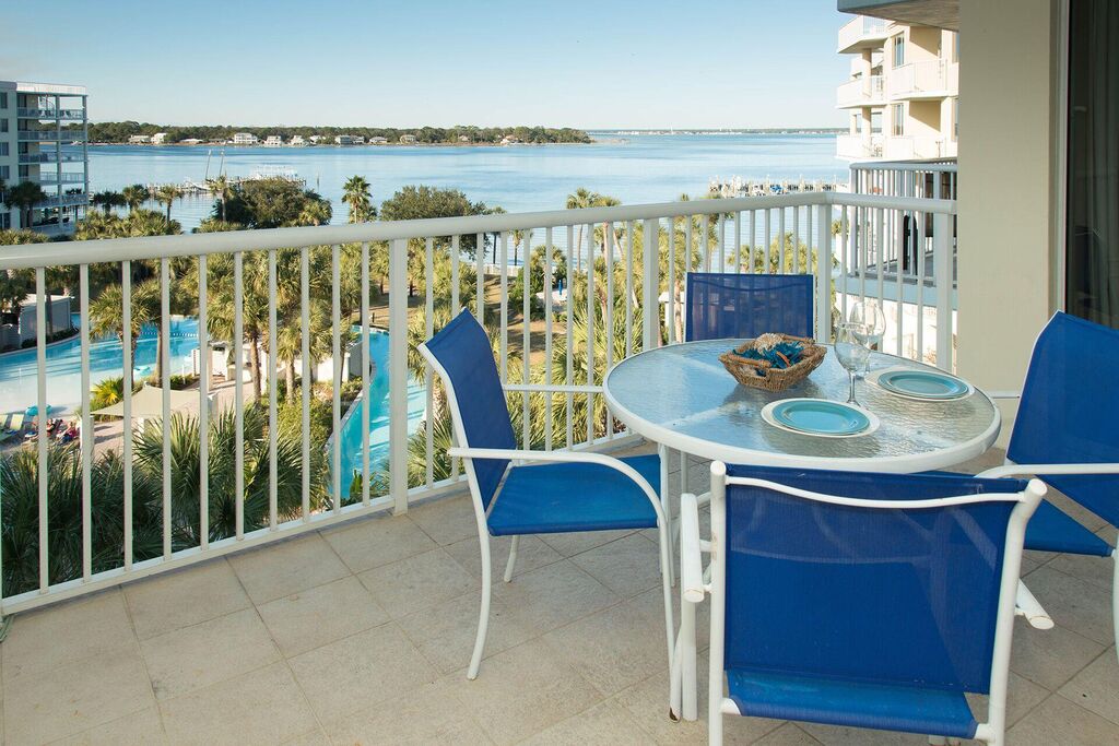 3 Condominium vacation rental located in Okaloosa Island 1