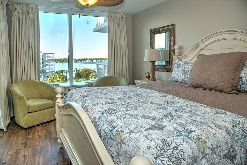 3 Condominium vacation rental located in Okaloosa Island 1