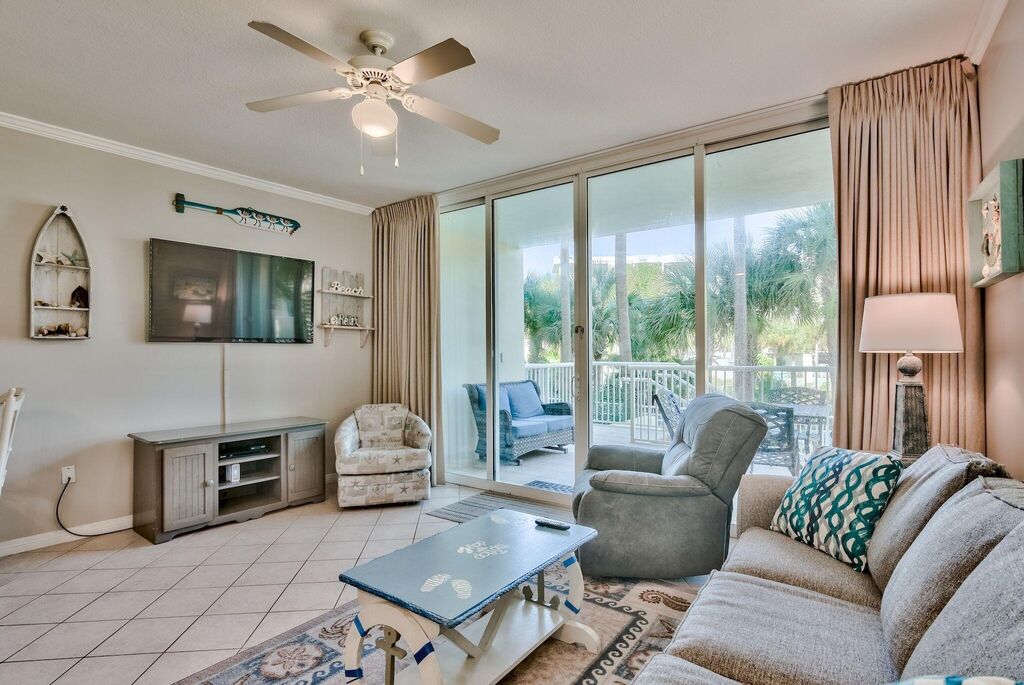 2 Condominium vacation rental located in Okaloosa Island 1