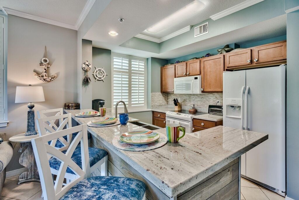 2 Condominium vacation rental located in Okaloosa Island 1