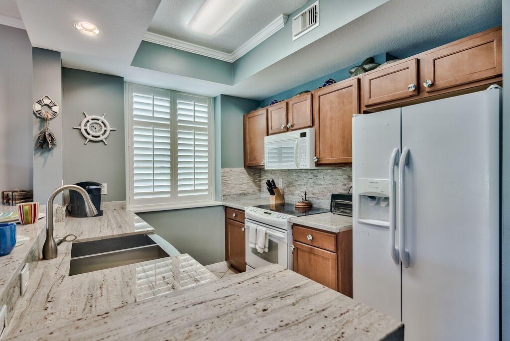 2 Condominium vacation rental located in Okaloosa Island 1
