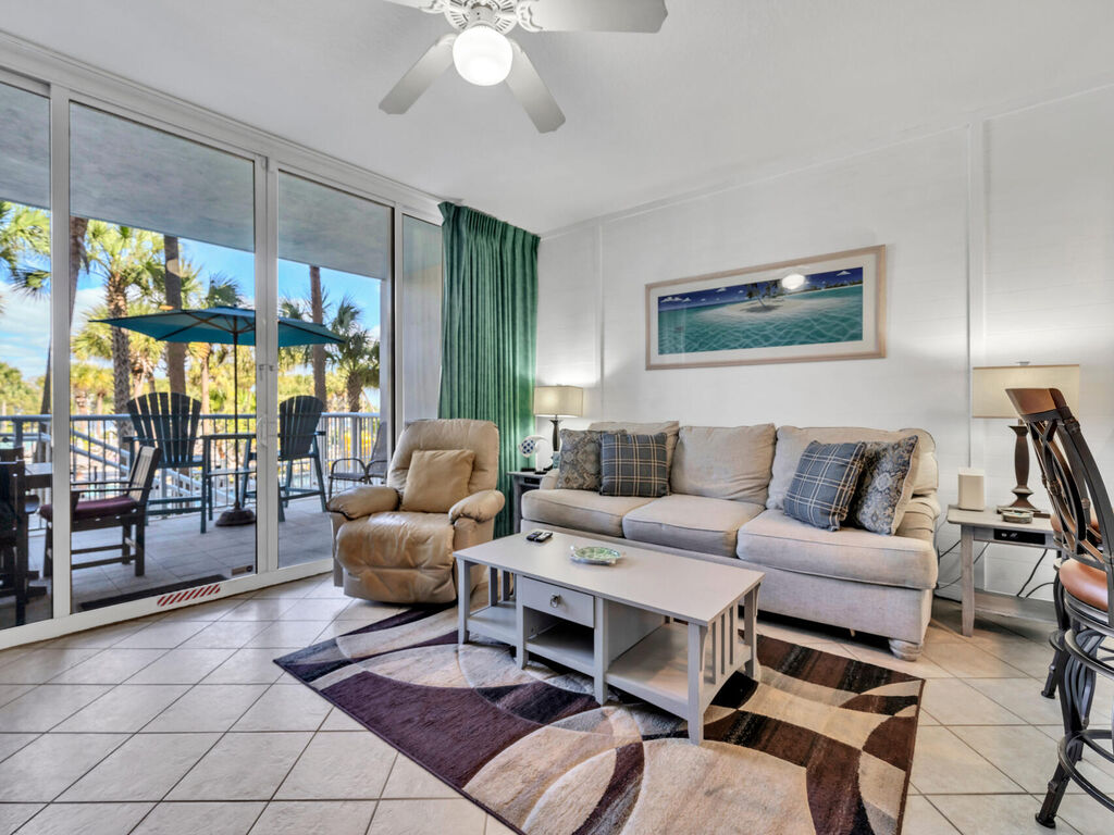 2 Condominium vacation rental located in Okaloosa Island 1