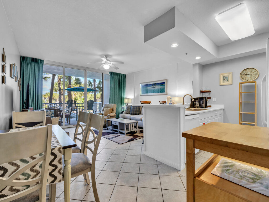 2 Condominium vacation rental located in Okaloosa Island 1