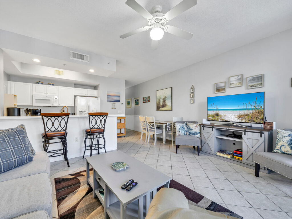 2 Condominium vacation rental located in Okaloosa Island 1