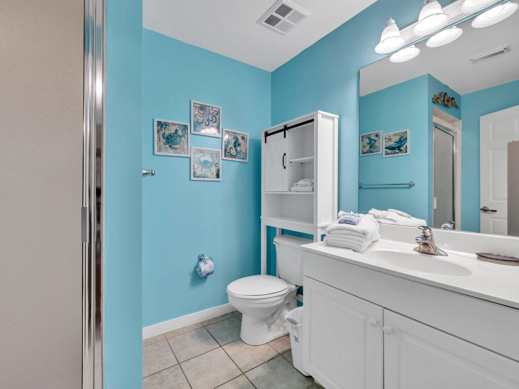 2 Condominium vacation rental located in Okaloosa Island 1
