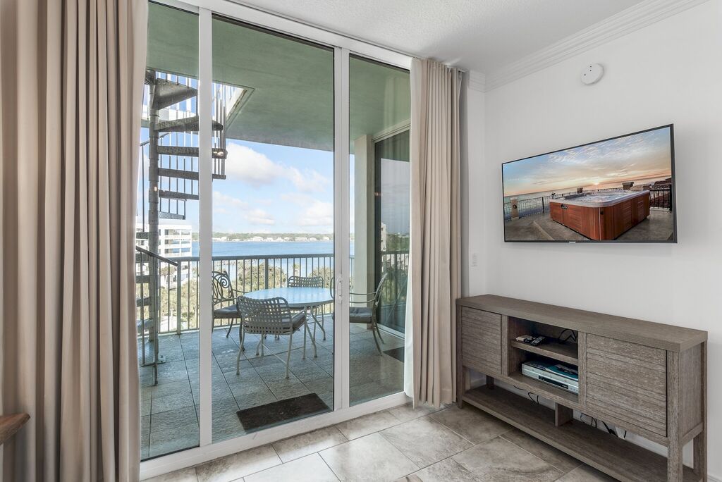 3 Condominium vacation rental located in Okaloosa Island 1