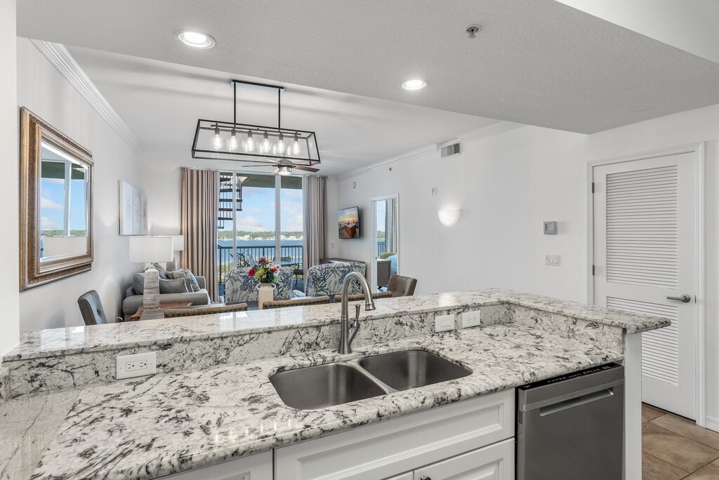 3 Condominium vacation rental located in Okaloosa Island 1