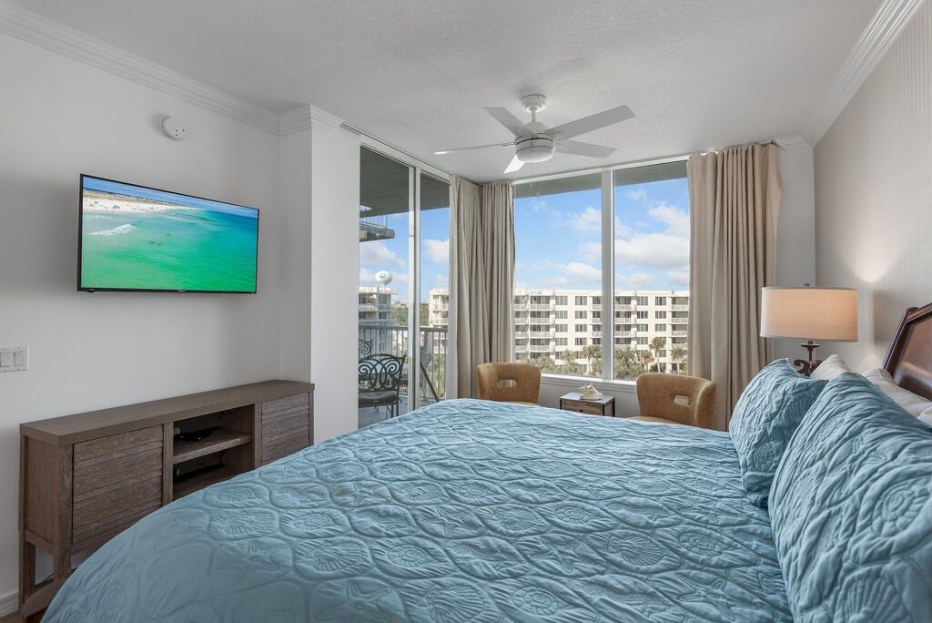 3 Condominium vacation rental located in Okaloosa Island 1