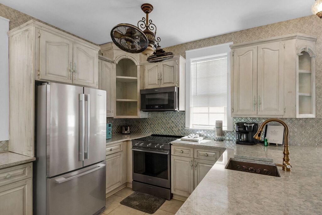 2 Condominium vacation rental located in 30A 1