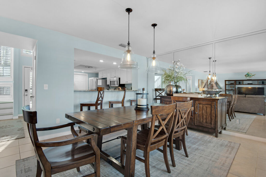 2 House vacation rental located in Destin 1