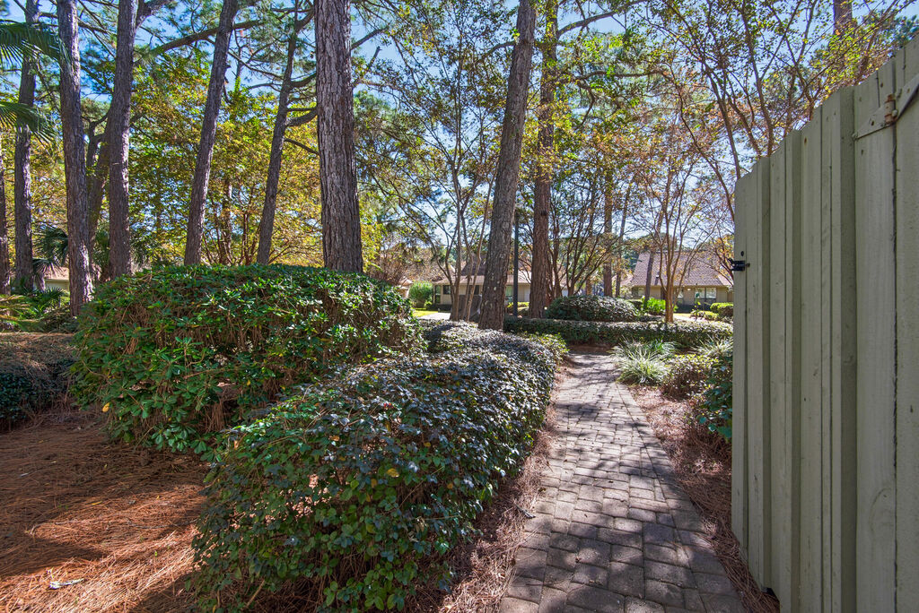 2 House vacation rental located in Destin 1