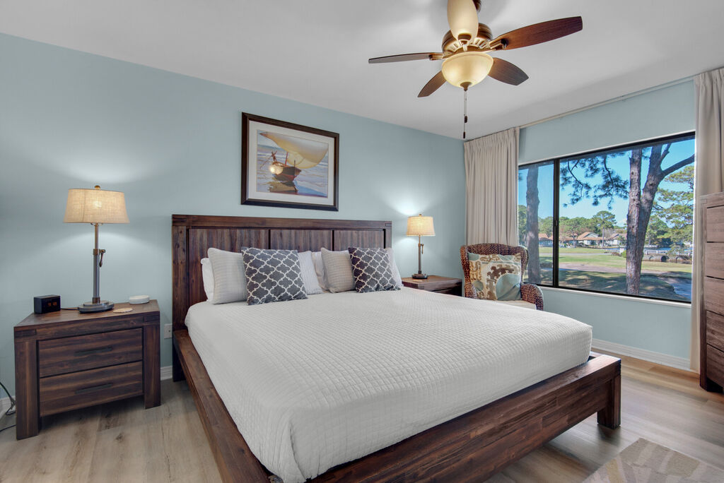 2 House vacation rental located in Destin 1