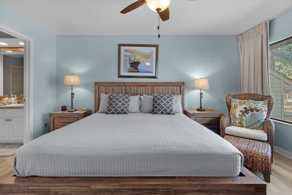 2 House vacation rental located in Destin 1