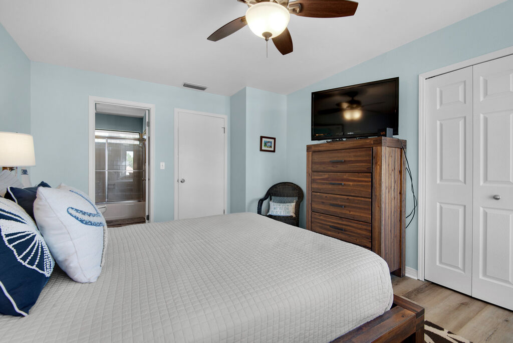 2 House vacation rental located in Destin 1