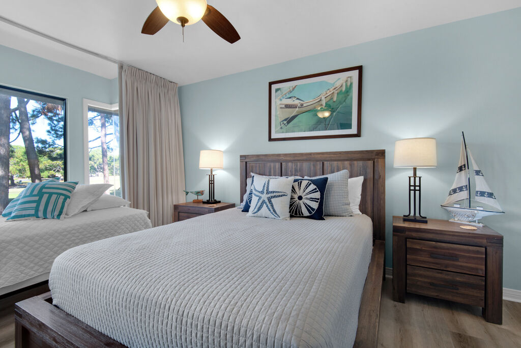 2 House vacation rental located in Destin 1