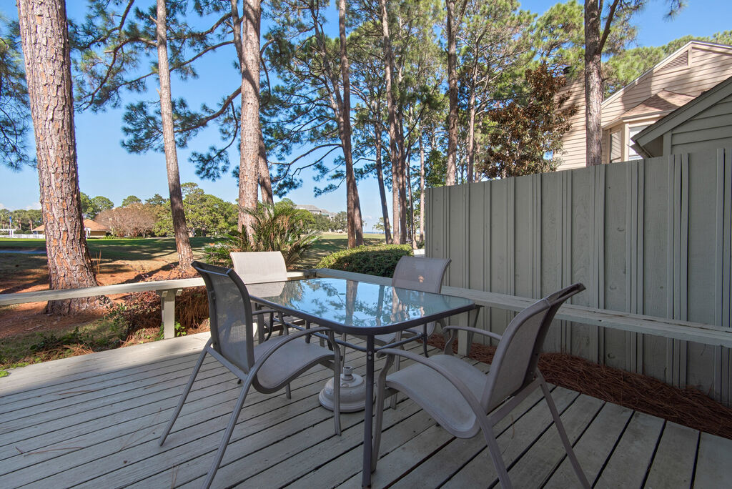 2 House vacation rental located in Destin 1