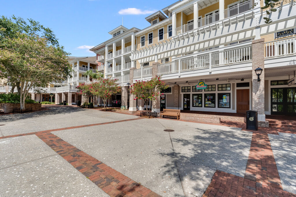 2 House vacation rental located in Destin 1