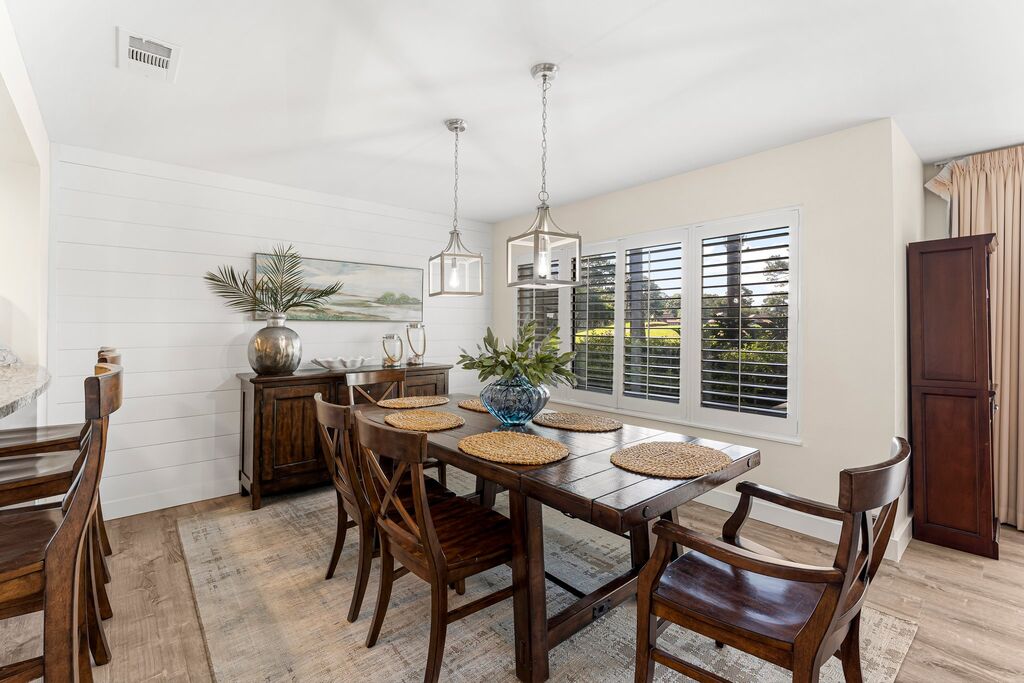 2 House vacation rental located in Destin 1
