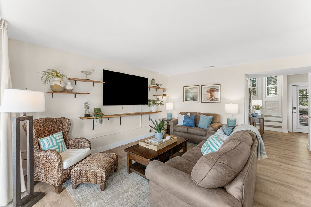 2 House vacation rental located in Destin 1