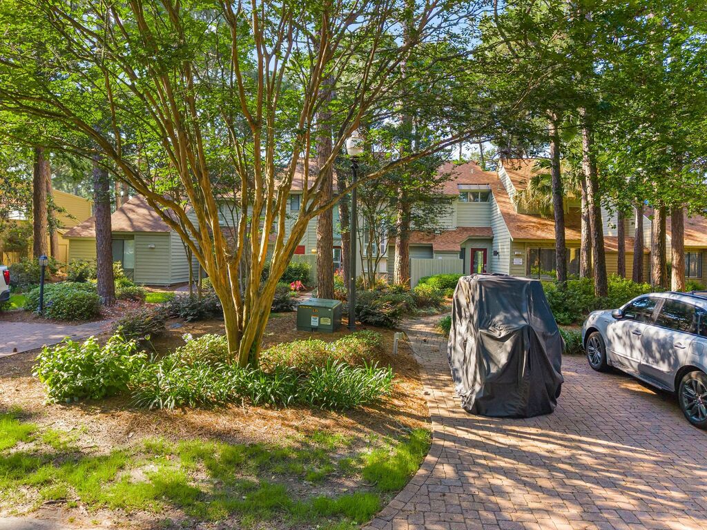 2 House vacation rental located in Destin 1