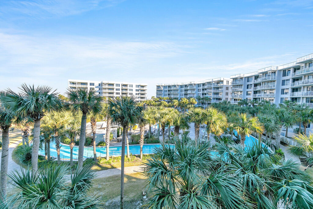 3 Condominium vacation rental located in Okaloosa Island 1