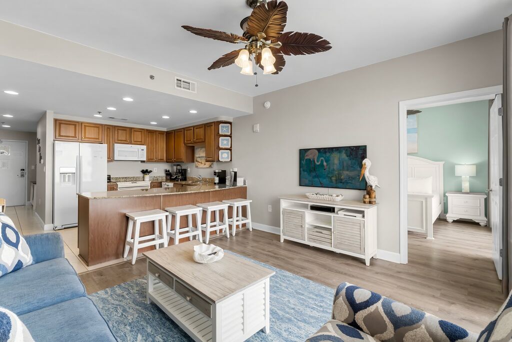 2 Condominium vacation rental located in Panama City Beach 1