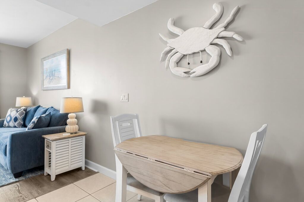2 Condominium vacation rental located in Panama City Beach 1