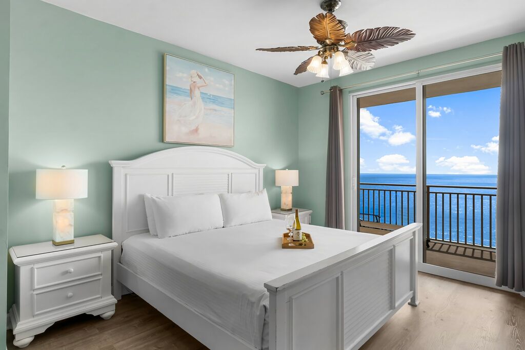 2 Condominium vacation rental located in Panama City Beach 1