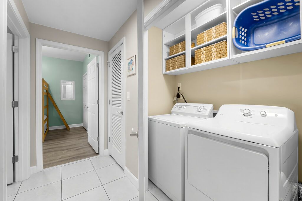 2 Condominium vacation rental located in Panama City Beach 1