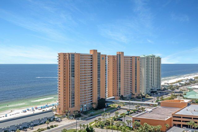 2 Condominium vacation rental located in Panama City Beach 1