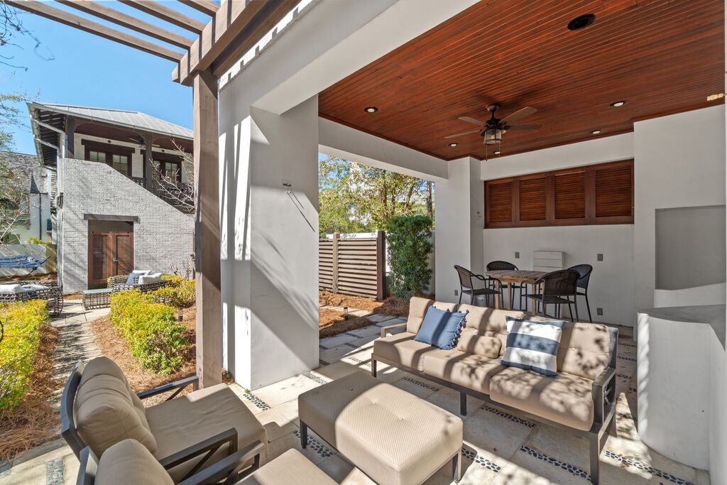 5 House vacation rental located in 30A 1