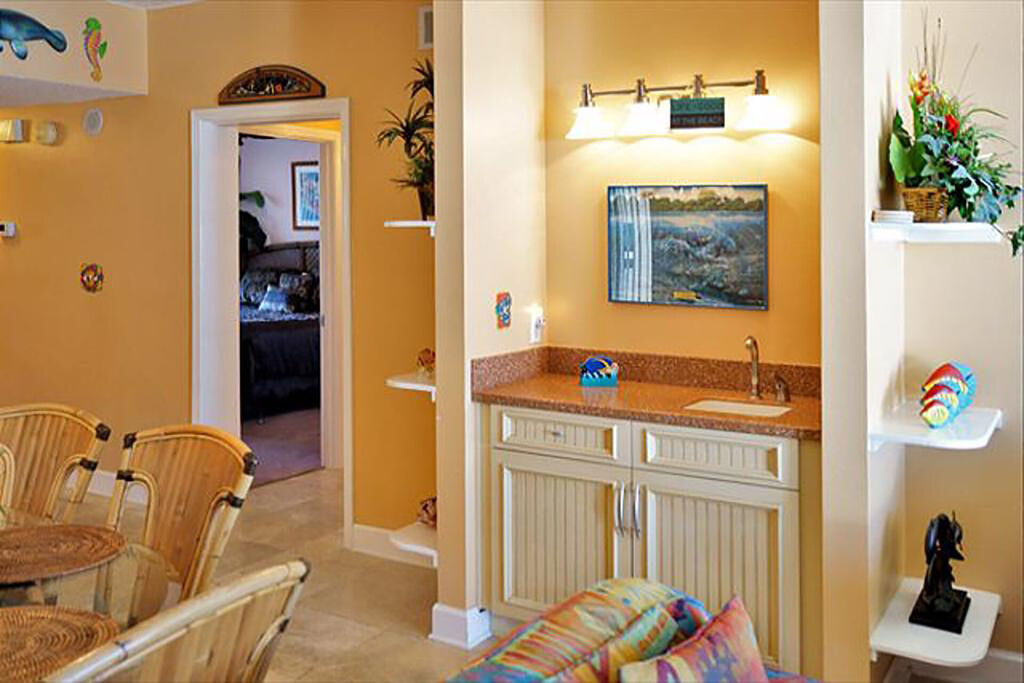 3 Condominium vacation rental located in Destin 1
