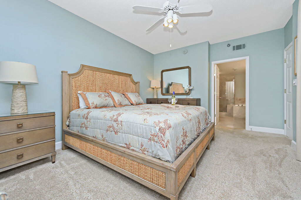 3 Condominium vacation rental located in Destin 1