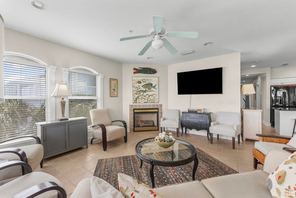 4 Condominium vacation rental located in 30A 1