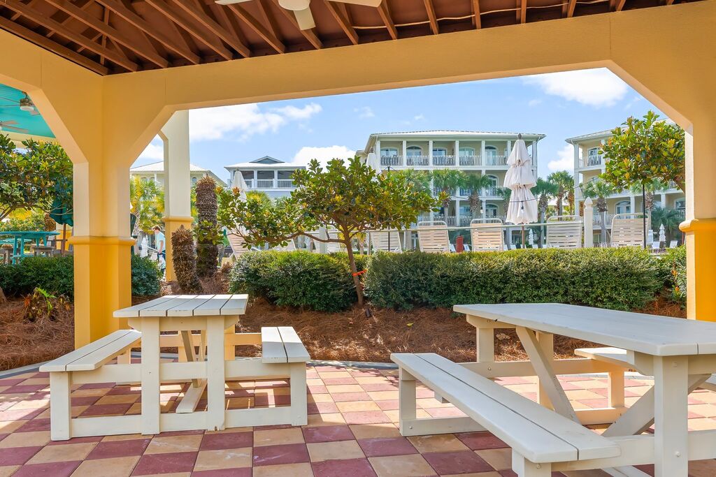 4 Condominium vacation rental located in 30A 1