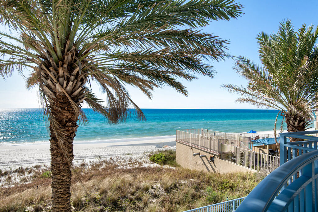 3 Condominium vacation rental located in Panama City Beach 1