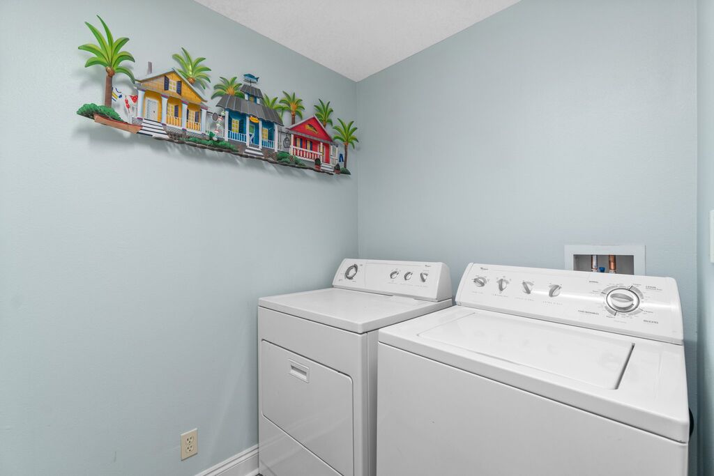 3 Condominium vacation rental located in Panama City Beach 1