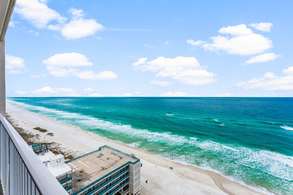 4 Condominium vacation rental located in Panama City Beach 1