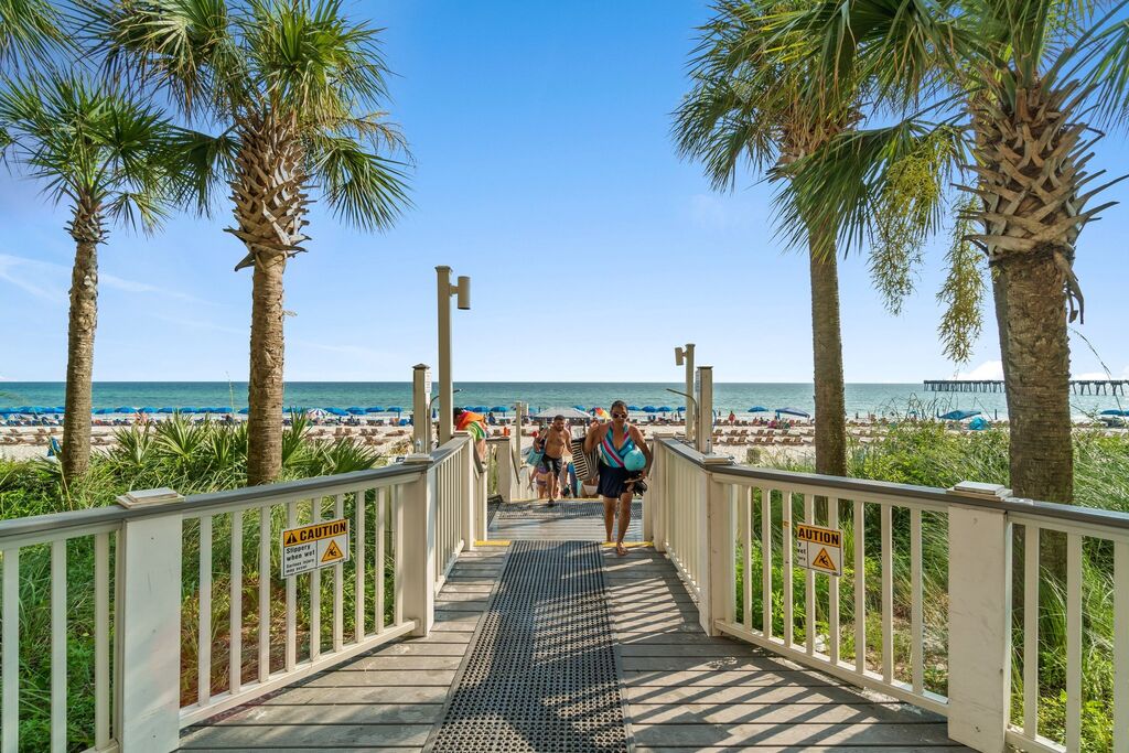 3 Condominium vacation rental located in Panama City Beach 1